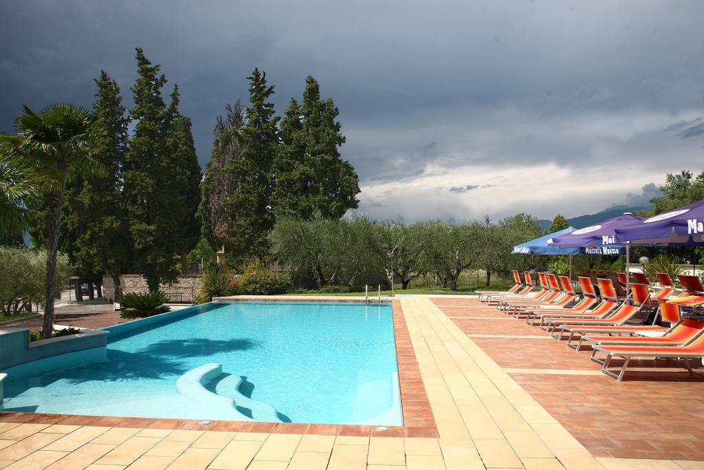 Hotel San Vito Bardolino Bagian luar foto