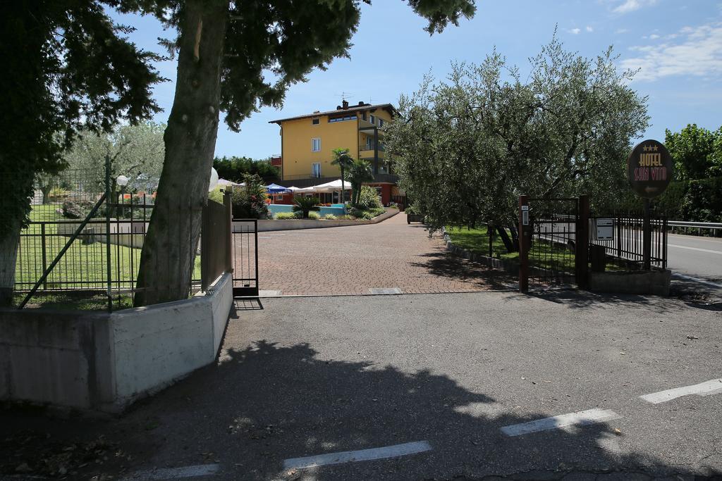 Hotel San Vito Bardolino Bagian luar foto