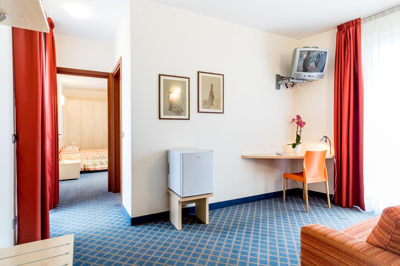 Hotel San Vito Bardolino Bagian luar foto